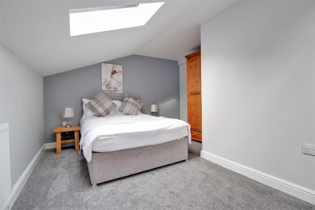 Nelson By The Docks Serviced Apartments By Roomsbooked Gloucester Eksteriør billede