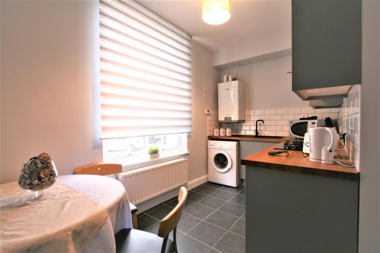 Nelson By The Docks Serviced Apartments By Roomsbooked Gloucester Eksteriør billede